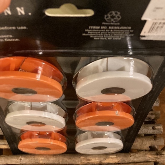 CLOSE OUT Rae Dunn "SPOOKY" AND GNOMES W/ BATS 6 Piece Bag Clips - Picture 6 of 6